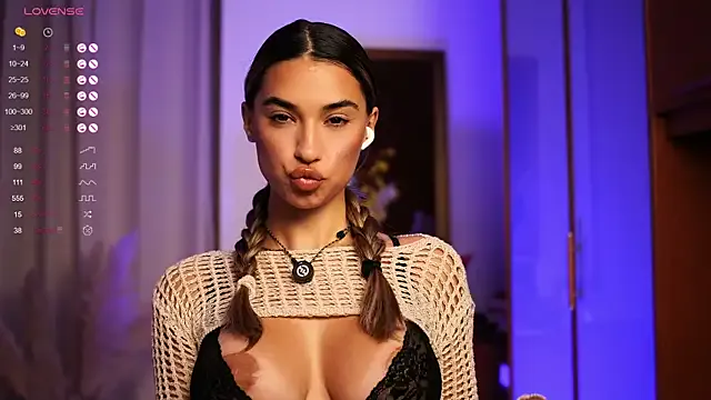 Live with kamila_french on FliCam Image 2