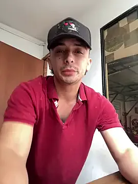 ed_hooligan – webcam model profile photo Image 10