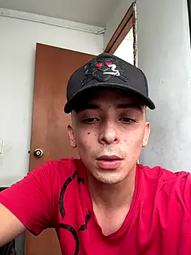 ed_hooligan – webcam model profile photo Image 6