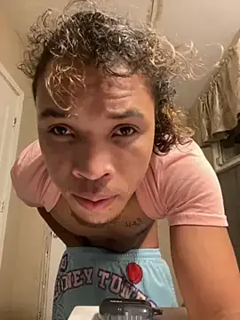 AlleRosse – webcam model profile photo Image 2