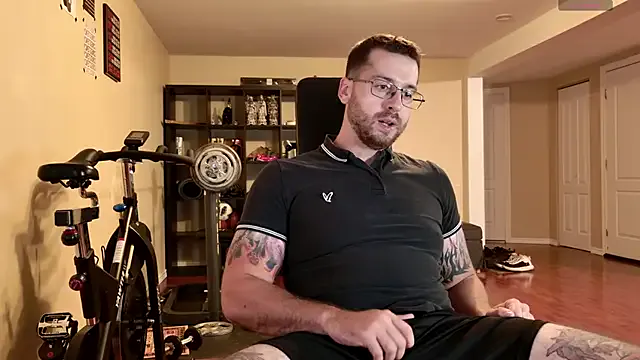 curlytwinkboy – webcam model profile photo Image 12