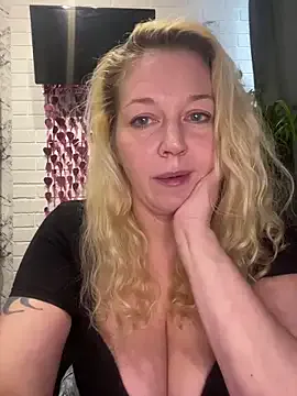 Live with AbbieBeaumont on FliCam Image 18