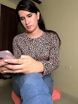 JuliettaFerrat – webcam model profile photo Image 16