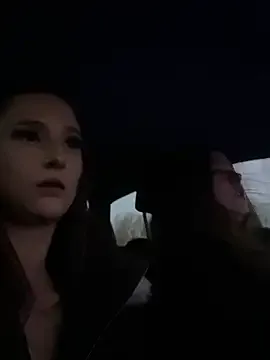 Live with Sophybeaumont on FliCam Image 2