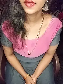 AishaVelvet – webcam model profile photo Image 2