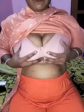 MiaRosel – webcam model profile photo Image 10