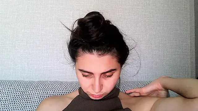 VeroniicaRoss – webcam model profile photo Image 6