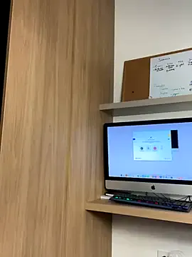 SashaShin – webcam model profile photo Image 16