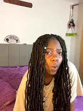 ValleryStorm – webcam model profile photo Image 10