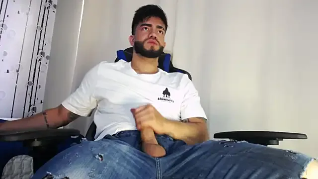 AshleyEmerald – webcam model profile photo Image 15