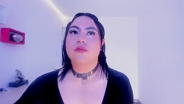 Live with devlin_nurmi on FliCam Image 13