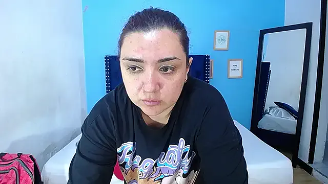 Live with ValeryRossell on FliCam Image 8