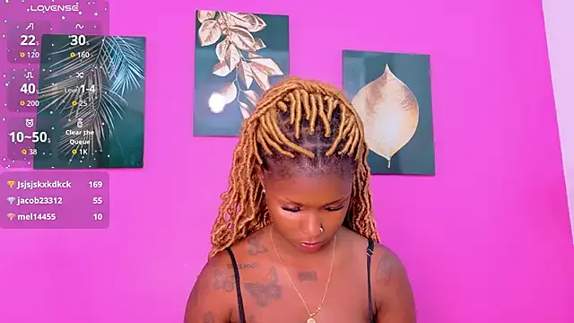 Live with Reyna63 on FliCam Image 19