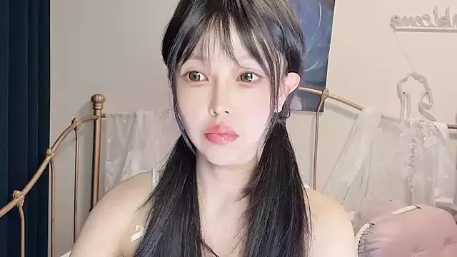 DIANITA_1988 – webcam model profile photo Image 19