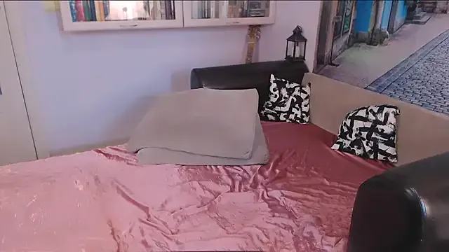 Latinaebony69 – webcam model profile photo Image 14