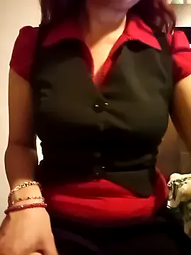 SccarlettLoveyes – webcam model profile photo Image 10