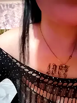 SugarDanger – webcam model profile photo Image 10