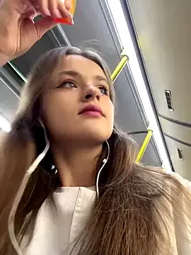 MadisonWilde – webcam model profile photo Image 10