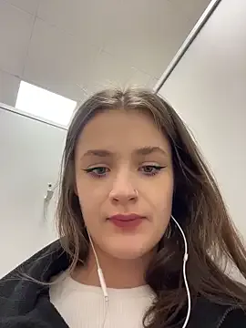 MadisonWilde – webcam model profile photo Image 17