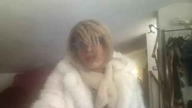 bluerose98 – webcam model profile photo Image 3