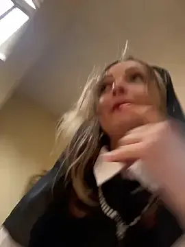 Live with MarDiaz on FliCam Image 9