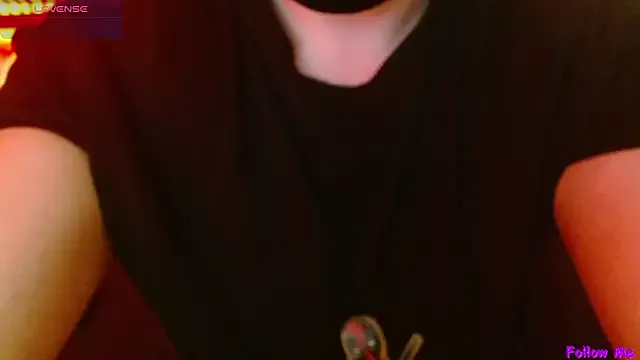 MiraDelynn – webcam model profile photo Image 5