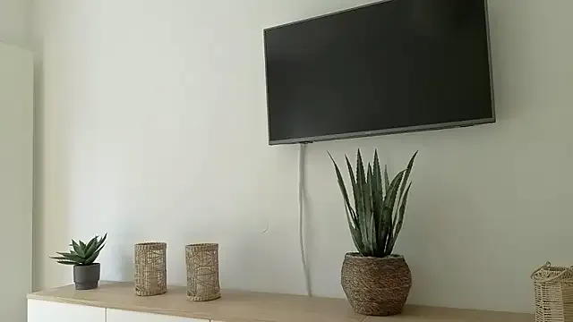 CurvyAnonymousGirl89 – webcam model profile photo Image 8