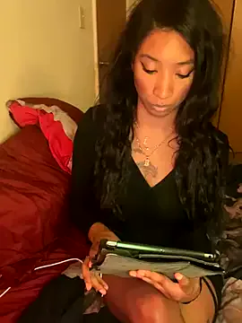 Roja__ – webcam model profile photo Image 3