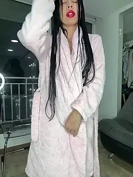 Lexa_queen Image 3