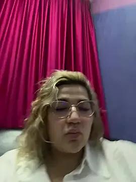 HanaSong – webcam model profile photo Image 16