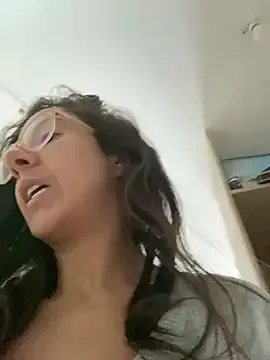 AntonellaRodman – webcam model profile photo Image 2