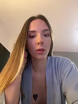 jamilaross – webcam model profile photo Image 4