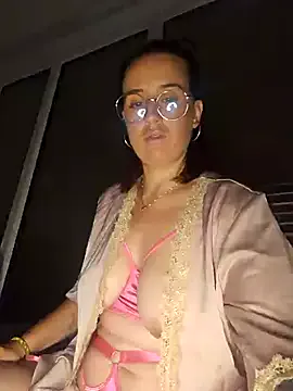 NemesisXSky – webcam model profile photo Image 11