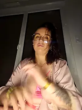 NemesisXSky – webcam model profile photo Image 15