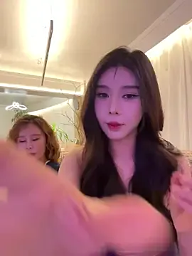 Live with MystiqueXXX on FliCam Image 5