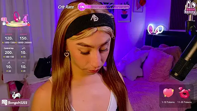 KataGarcia – webcam model profile photo Image 15