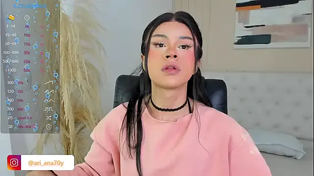 KarolBrand – webcam model profile photo Image 17