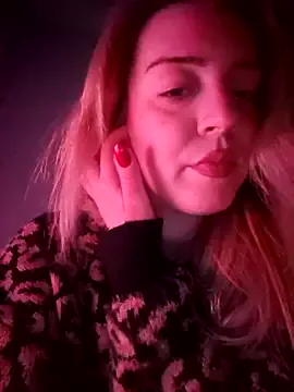 Scarlett – webcam model profile photo Image 3