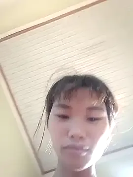 EmmaShaykk – webcam model profile photo Image 2