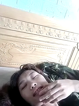 EmmaShaykk – webcam model profile photo Image 7