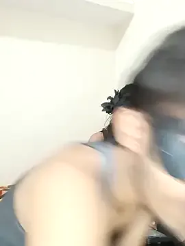 LennaVoss – webcam model profile photo Image 7