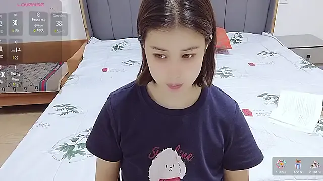 Live with LizyTailor on FliCam Image 3