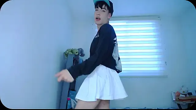 MiraDelynn – webcam model profile photo Image 19