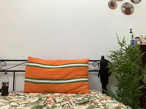 LennaVoss – webcam model profile photo Image 13