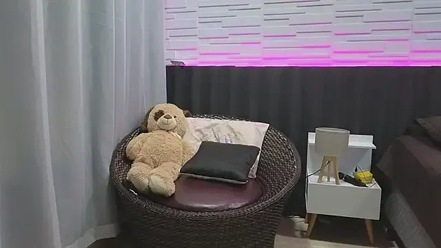 LunahMiller Image 2