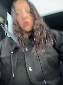 Emma4you – webcam model profile photo Image 4