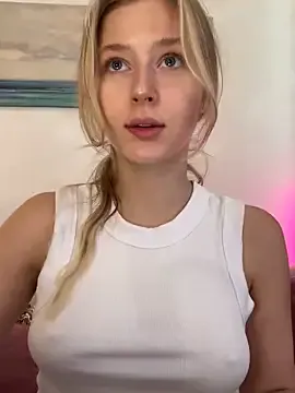 BigBoobsCassidy – webcam model profile photo Image 5