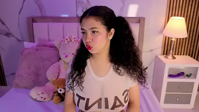 HanaSong – webcam model profile photo Image 6