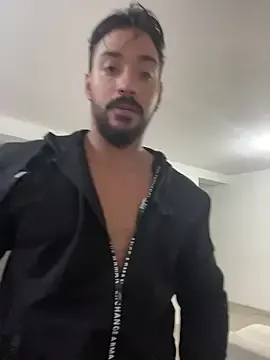 DenLina – webcam model profile photo Image 11