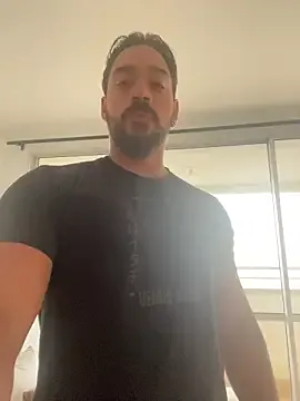 DenLina – webcam model profile photo Image 12